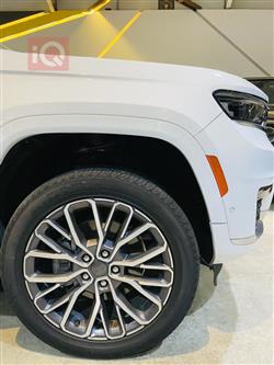 Jeep Grand Cherokee L